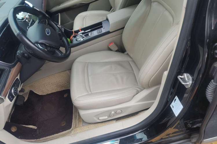 Used Ford Taurus 2016 EcoBoost 180 Luxury Model Left Front Seat