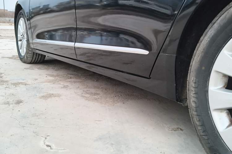 Used Ford Taurus 2016 EcoBoost 180 Luxury Model Left Side Sill