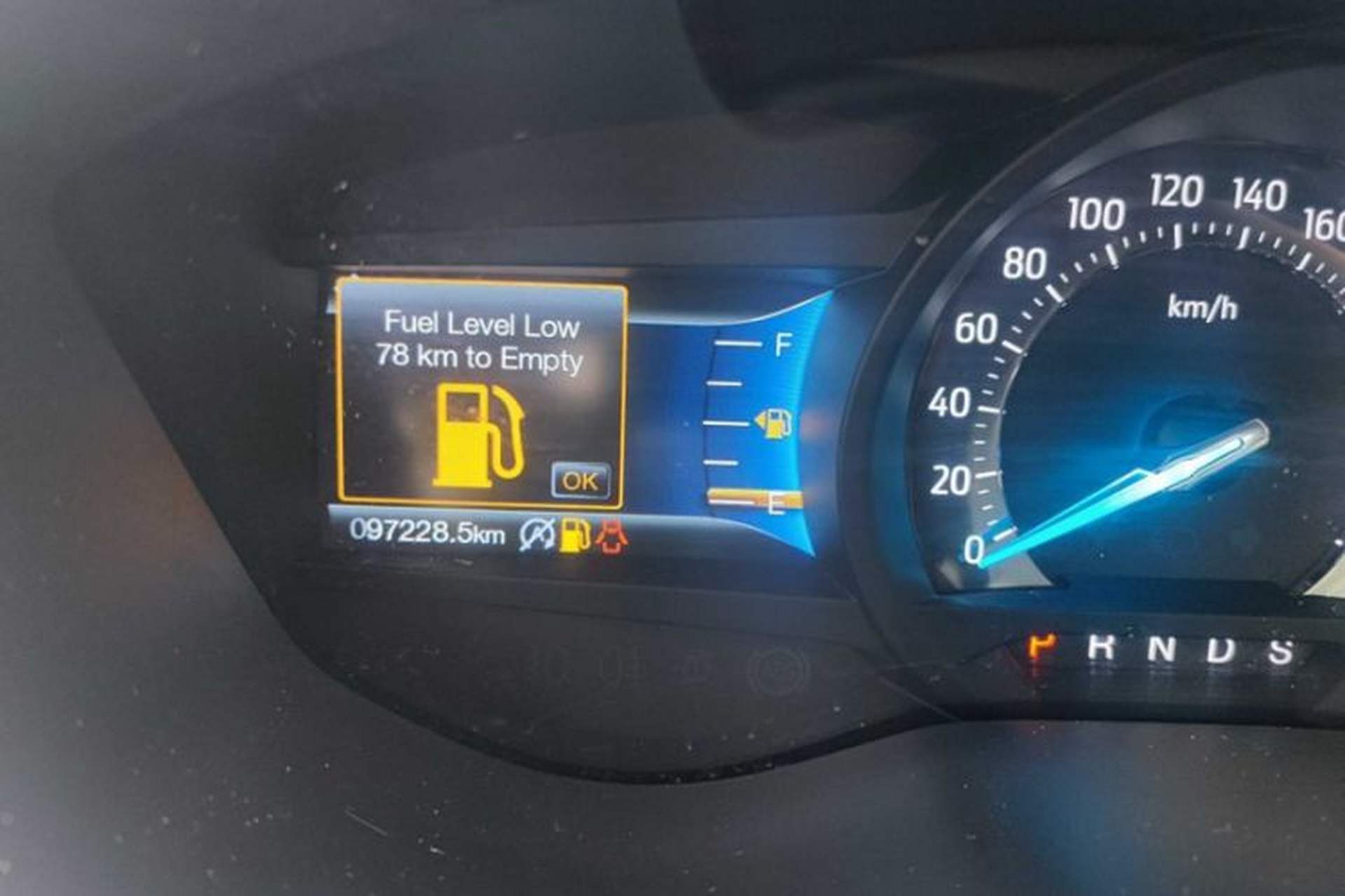 Used Ford Taurus 2016 EcoBoost 180 Luxury Model Odometer Close Up