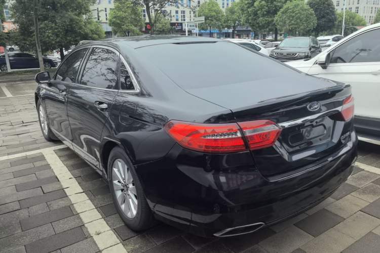 Used Ford Taurus 2016 EcoBoost 180 Luxury Model Rear Left 45 Deg