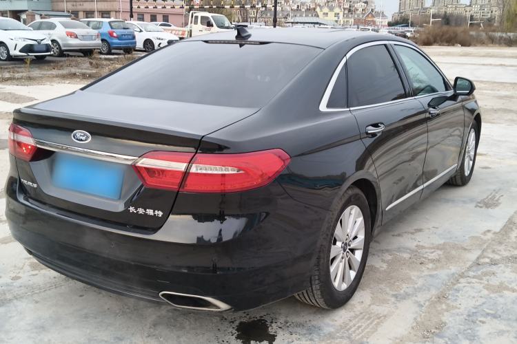 Used Ford Taurus 2016 EcoBoost 180 Luxury Model Rear Right 45 Deg
