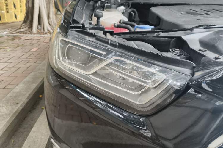 Used Ford Taurus 2016 EcoBoost 180 Luxury Model Right Front Headlight
