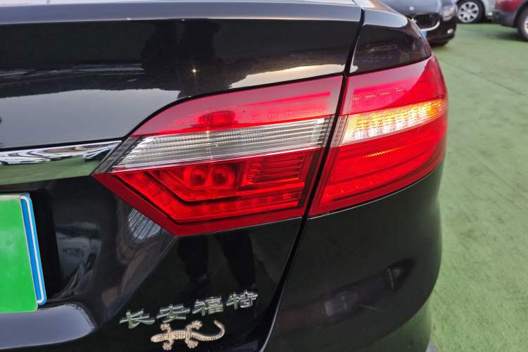 Used Ford Taurus 2016 EcoBoost 180 Luxury Model Right Rear Taillight