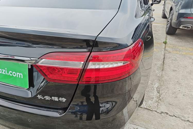 Used Ford Taurus 2016 EcoBoost 180 Luxury Model Right Rear Taillight