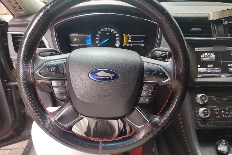 Used Ford Taurus 2016 EcoBoost 180 Luxury Model Steering Wheel
