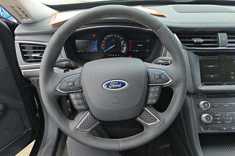 Used Ford Taurus 2016 EcoBoost 180 Luxury Model Steering Wheel
