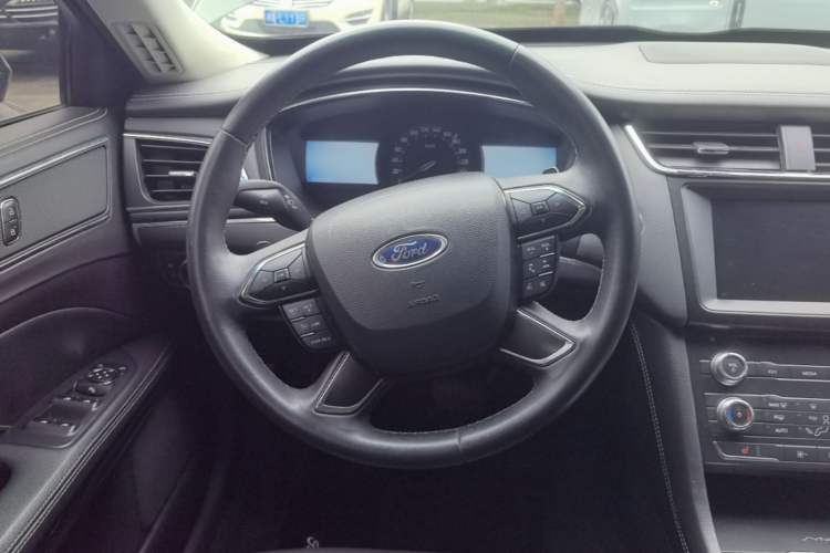 Used Ford Taurus 2016 EcoBoost 180 Luxury Model Steering Wheel