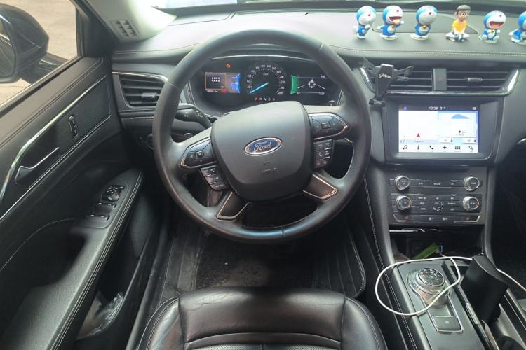 Used Ford Taurus 2016 EcoBoost 180 Luxury Model Steering Wheel