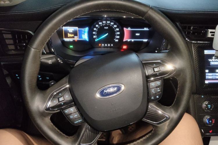 Used Ford Taurus 2016 EcoBoost 180 Luxury Model Steering Wheel