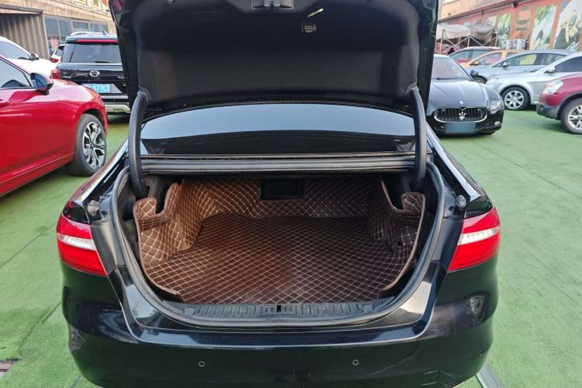 Used Ford Taurus 2016 EcoBoost 180 Luxury Model Trunk