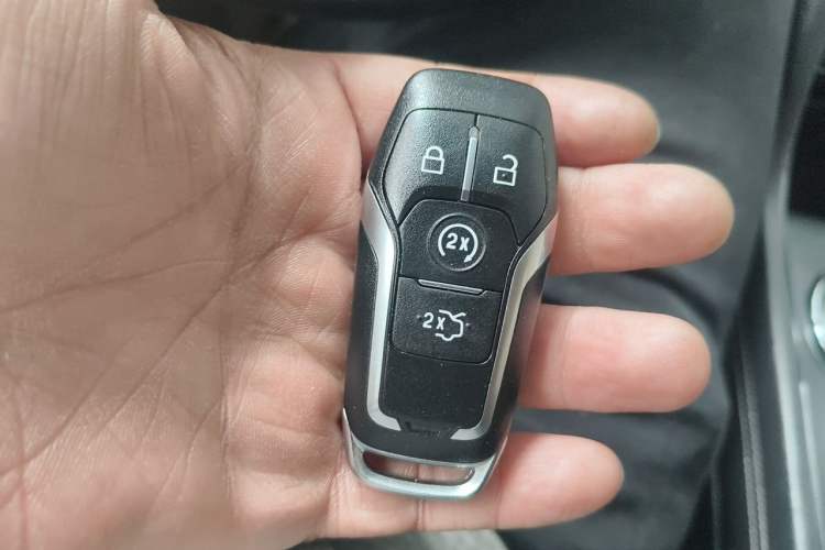 Used Ford Taurus 2016 EcoBoost 180 Luxury Model Vehicle Key