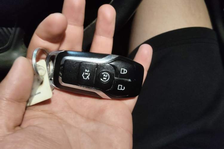 Used Ford Taurus 2016 EcoBoost 180 Luxury Model Vehicle Key
