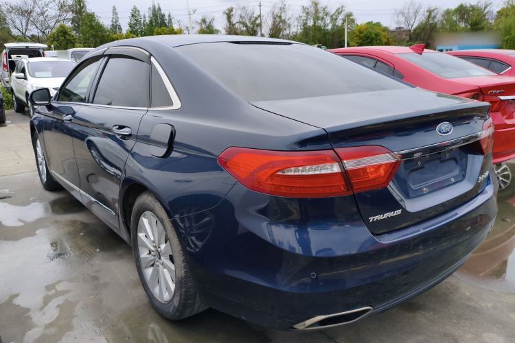Used Ford Taurus 2016 EcoBoost 180 Luxury Model Exterior 2