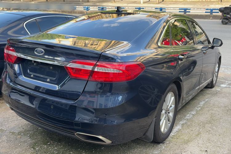 Used Ford Taurus 2016 EcoBoost 180 Luxury Model Exterior 3