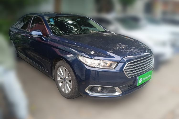 Used Ford Taurus 2016 EcoBoost 180 Luxury Model Front Right 45 Deg