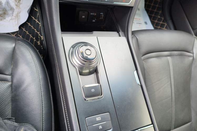 Used Ford Taurus 2016 EcoBoost 180 Luxury Model Gear Lever