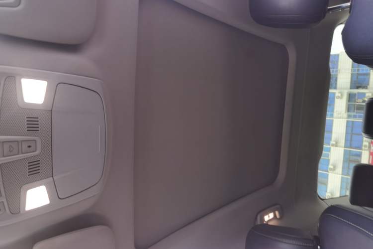 Used Ford Taurus 2016 EcoBoost 180 Luxury Model Headliner