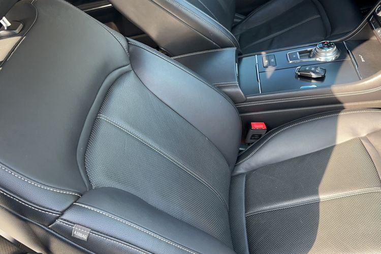 Used Ford Taurus 2016 EcoBoost 180 Luxury Model Interior 10