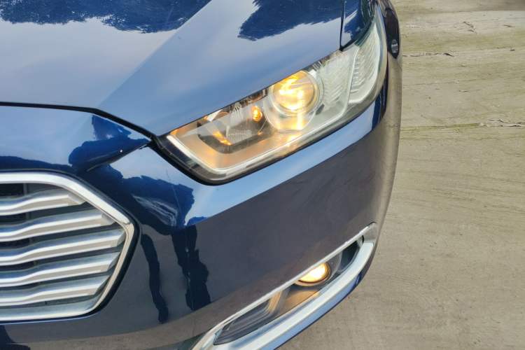 Used Ford Taurus 2016 EcoBoost 180 Luxury Model Left Front Headlight