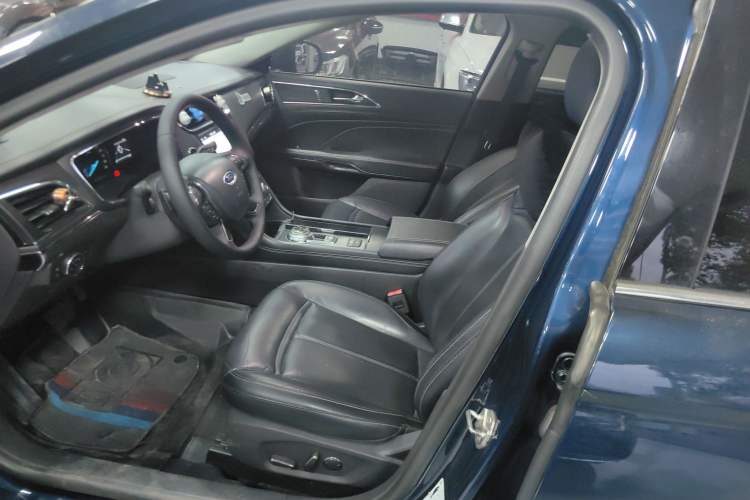 Used Ford Taurus 2016 EcoBoost 180 Luxury Model Left Front Seat