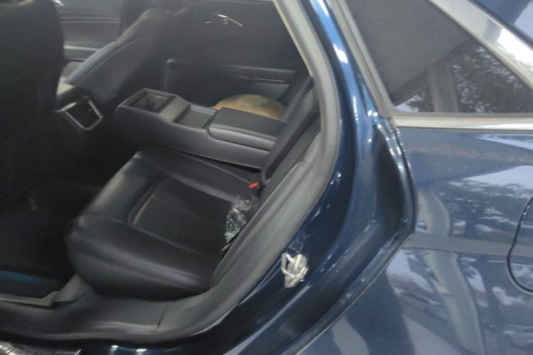 Used Ford Taurus 2016 EcoBoost 180 Luxury Model Left Rear Seat