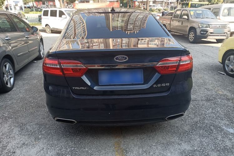 Used Ford Taurus 2016 EcoBoost 180 Luxury Model Rear