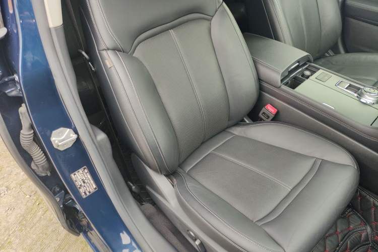 Used Ford Taurus 2016 EcoBoost 180 Luxury Model Right Front Seat