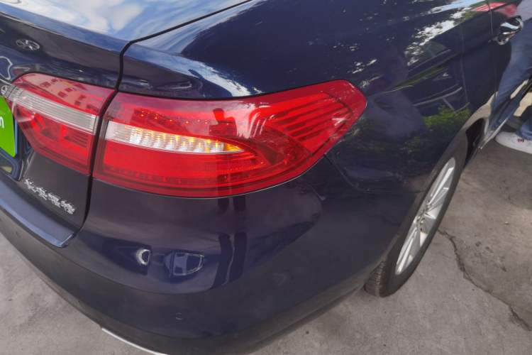 Used Ford Taurus 2016 EcoBoost 180 Luxury Model Right Rear Taillight