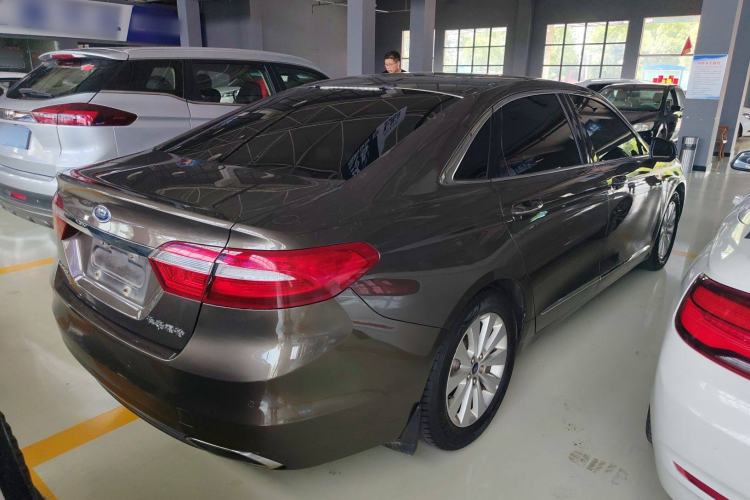 Used Ford Taurus 2016 EcoBoost 180 Luxury Model Exterior 3
