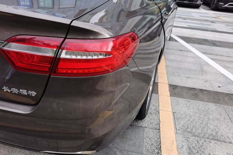 Used Ford Taurus 2016 EcoBoost 180 Luxury Model Exterior 3