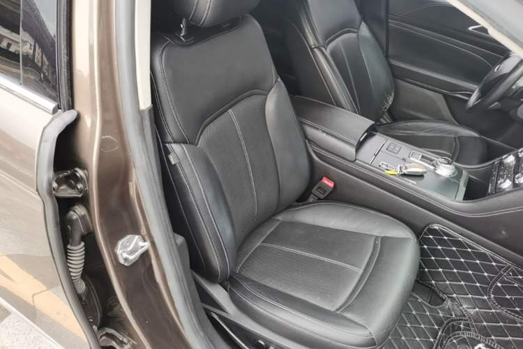 Used Ford Taurus 2016 EcoBoost 180 Luxury Model Right Front Seat