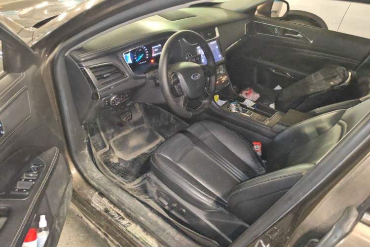 Used Ford Taurus 2016 EcoBoost 180 Luxury Model Driver Seat