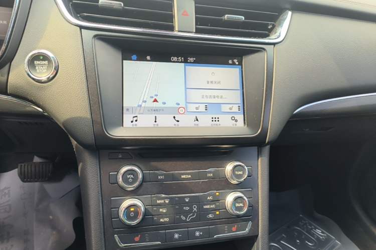 Used Ford Taurus 2016 EcoBoost 180 Luxury Model Audio And AC Panel