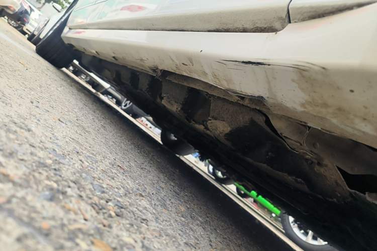 Used Ford Taurus 2016 EcoBoost 180 Luxury Model Right Side Sill