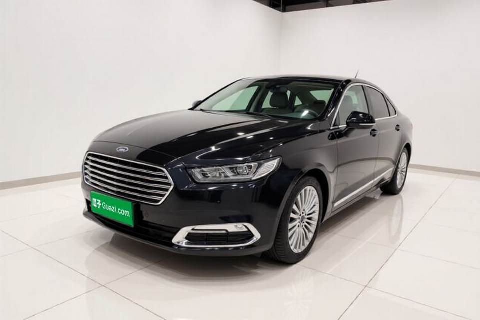 Ford Taurus 2017