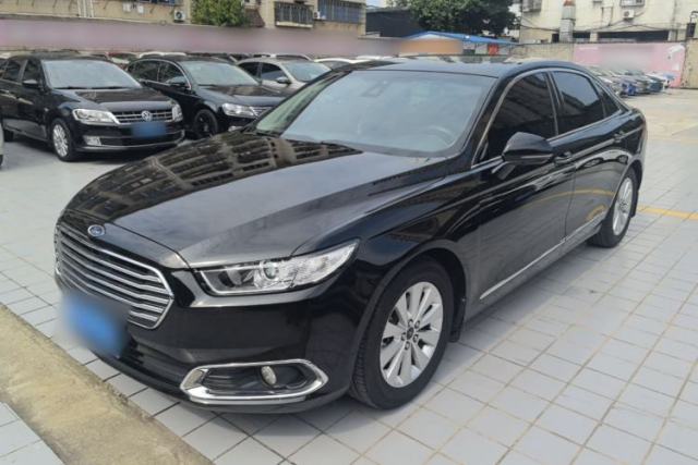 Used Ford Taurus 2017 EcoBoost 180 Luxury Model