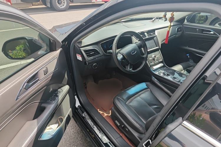 Used Ford Taurus 2017 EcoBoost 245 Luxury Model Driver Seat