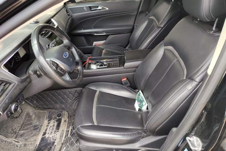 Used Ford Taurus 2017 EcoBoost 245 Luxury Model Driver Seat