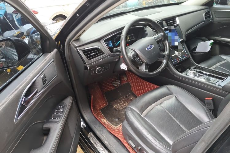 Used Ford Taurus 2017 EcoBoost 245 Fashion Edition Driver Seat