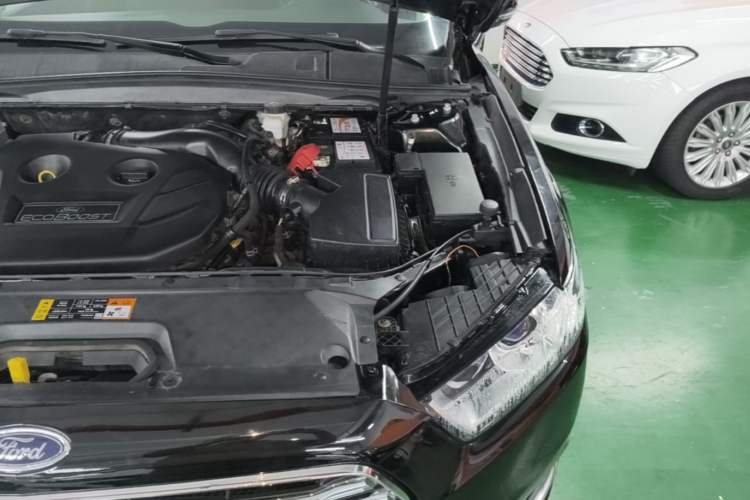 Used Ford Taurus 2017 Facelifted EcoBoost 245 Fashion Edition Engine Bay Left