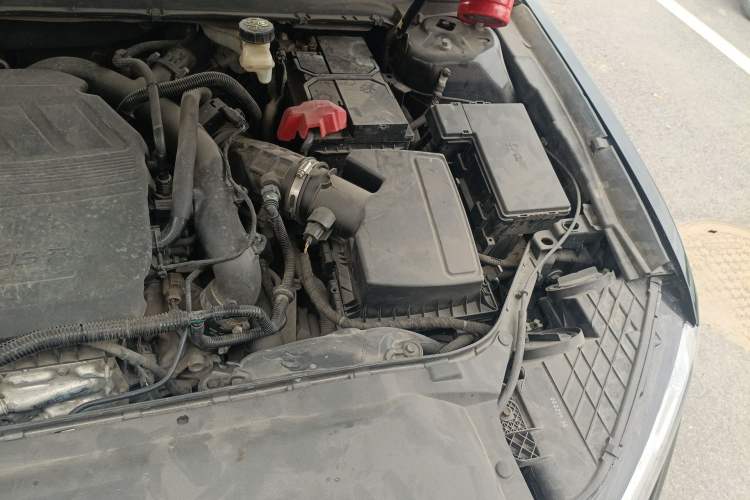 Used Ford Taurus 2017 EcoBoost 180 Luxury Model Engine Bay Left