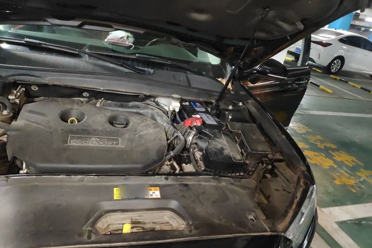 Used Ford Taurus 2017 Facelifted EcoBoost 245 Luxury Version Engine Bay Left