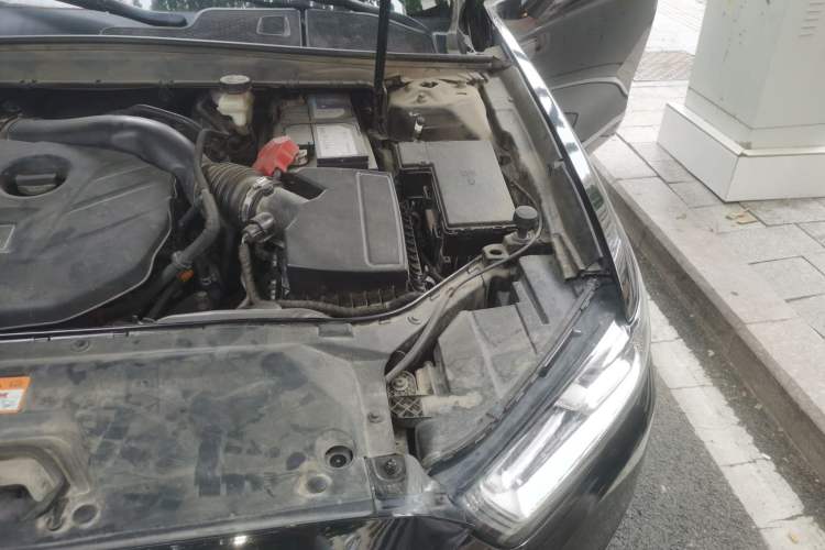 Used Ford Taurus 2017 Facelifted EcoBoost 245 Luxury Version Engine Bay Left