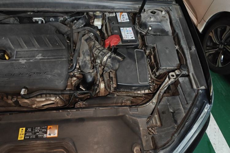 Used Ford Taurus 2017 EcoBoost 180 Ultimate Model Engine Bay Left