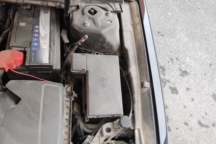 Used Ford Taurus 2017 EcoBoost 180 Luxury Model Engine Bay Left