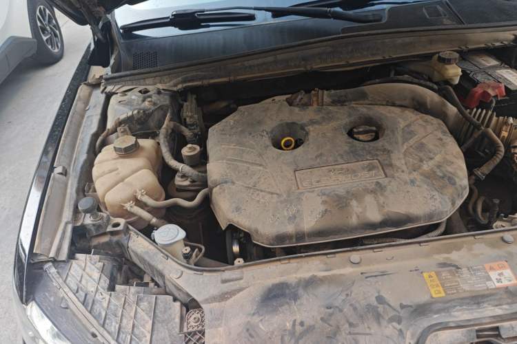 Used Ford Taurus 2017 EcoBoost 245 Fashion Edition Engine Bay Right