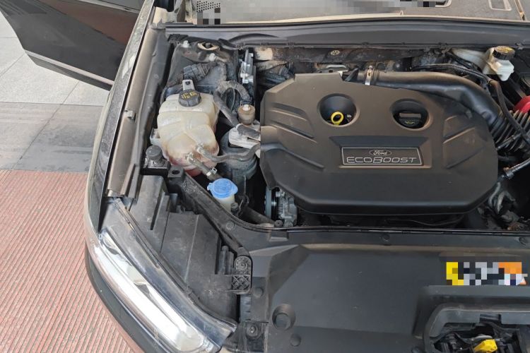 Used Ford Taurus 2017 EcoBoost 245 Luxury Model Engine Bay Right