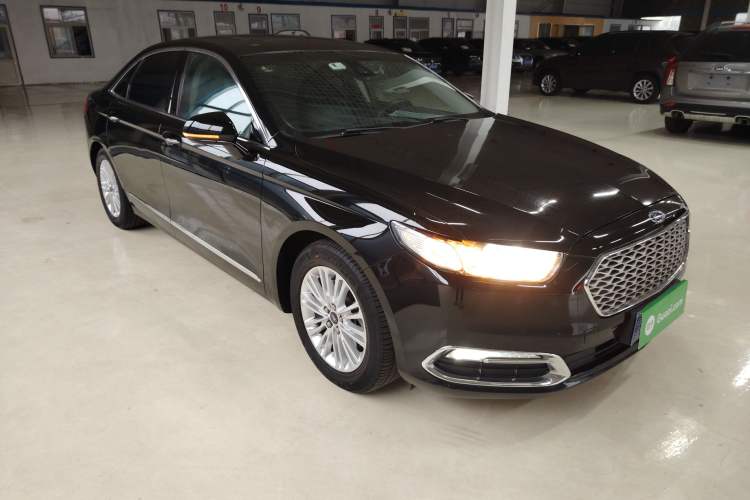 Used Ford Taurus 2017 EcoBoost 245 Fashion Edition Exterior 2