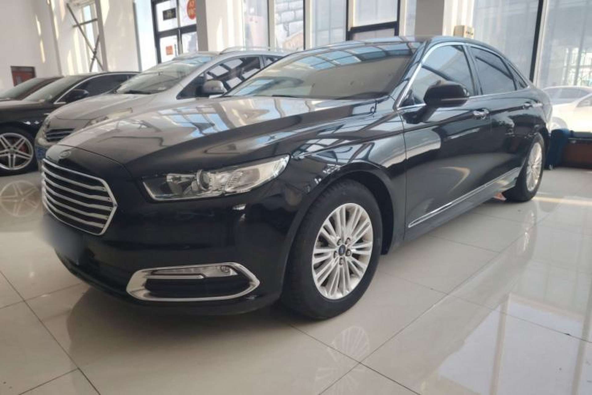 Used Ford Taurus 2017 EcoBoost 245 Fashion Edition Exterior 3