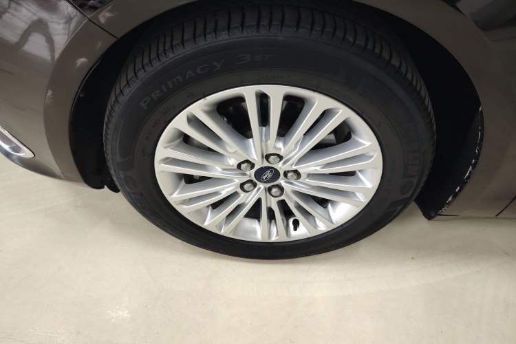 Used Ford Taurus 2017 EcoBoost 245 Fashion Edition Exterior 7